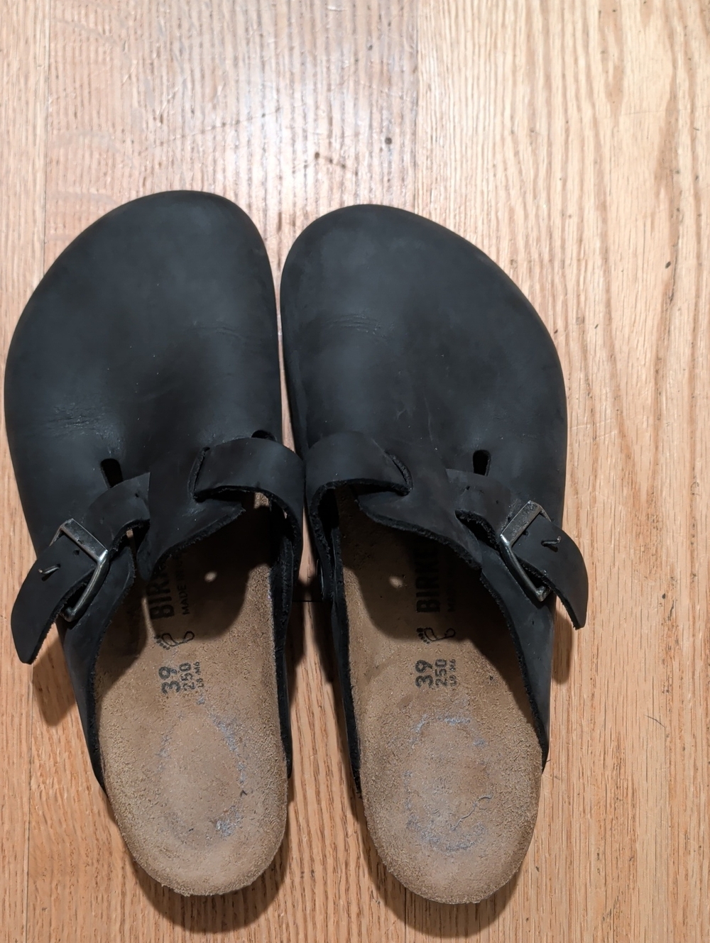 NWOT Birkenstock Black Boston Clogs- Size 39